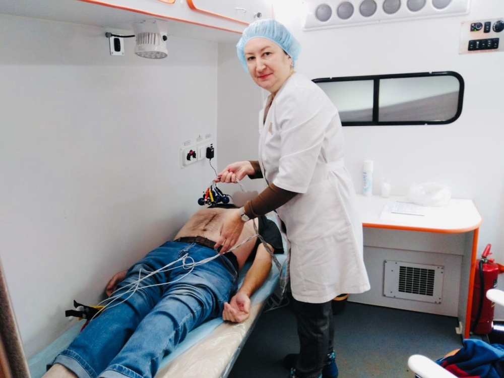 16 октября передвижной мобильный фельдшерско-акушерский пункт выехал в д. Пенькозавод